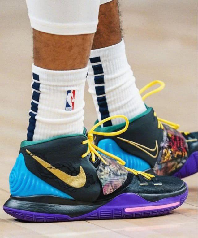 今天一条龙破门！这动作幅度，这过人摆脱后的射门，...（今天一条龙破门！动作拉满，过人摆脱后的劲射直挂死角）