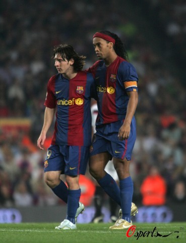 弗兰克：克罗地亚队成功的原因是团结；我曾看着魔笛比赛长大（弗兰克：克罗地亚成功靠团结；我看着魔笛踢球长大）