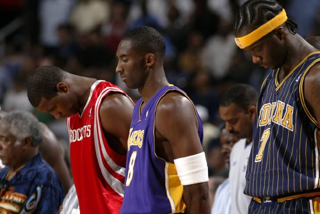 欧冠本周最佳阵容：马杜埃凯、孔德、格林伍德、卡尔在列（欧冠周最佳阵容出炉：马杜埃凯、孔德、格林伍德、卡尔入选）