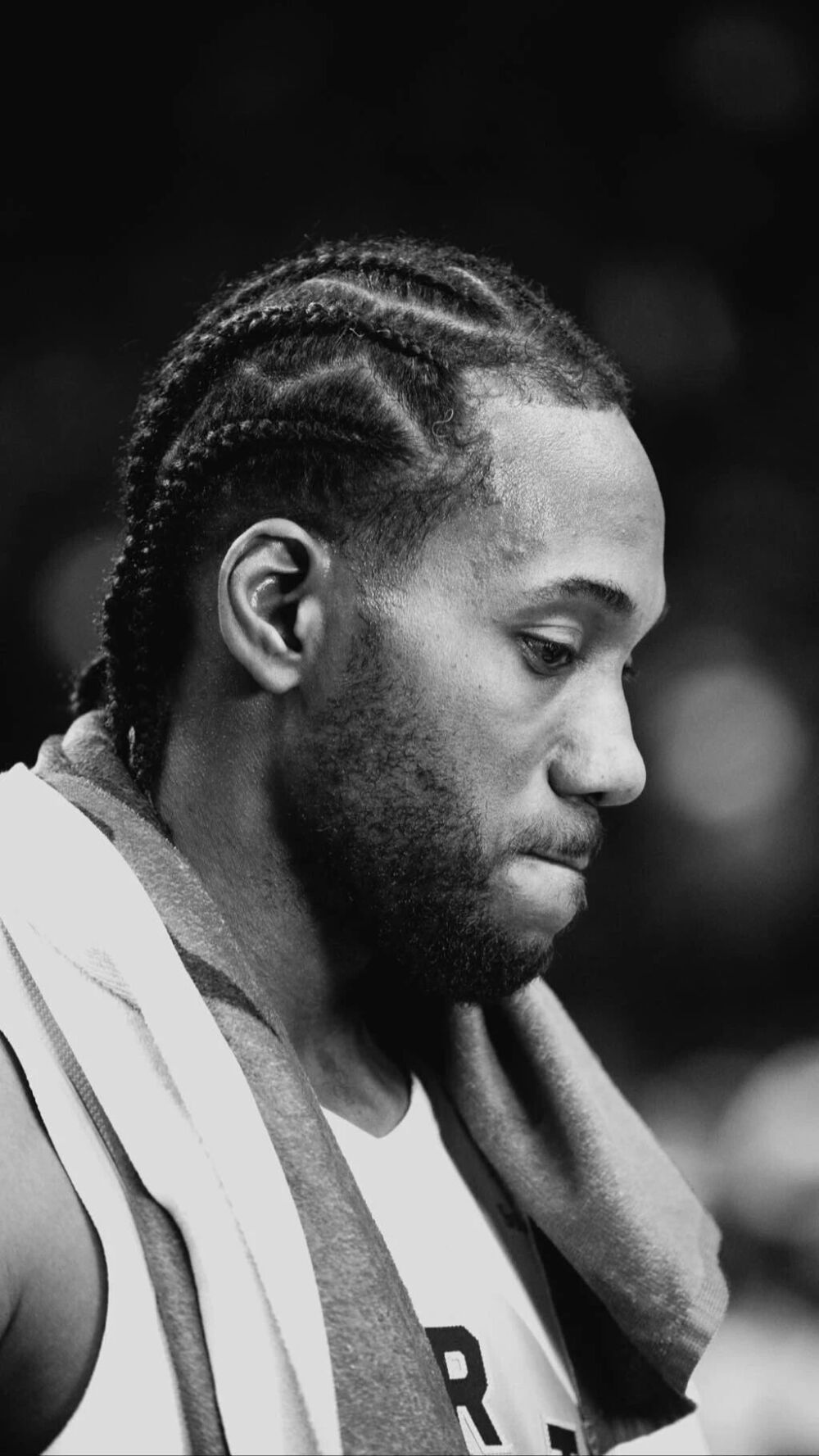 王钰栋三线作战不停歇，中超、U21联赛及国字号密集出战压力巨大（王钰栋连轴转征战三线：中超、U21与国字号赛程密集压力陡增）