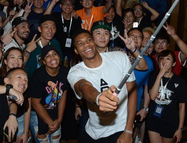 雷霆与巴恩斯：宿命般的对决即将上演（雷霆对巴恩斯：宿命之战即将打响）