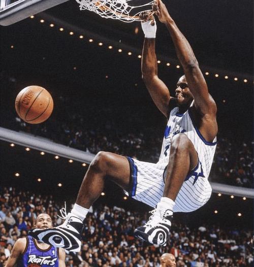 此次未入选意大利队身价前10：基恩5000万欧第1，莱昂尼在列（意大利队落选球员身价TOP10：基恩5000万欧居首，莱昂尼上榜）