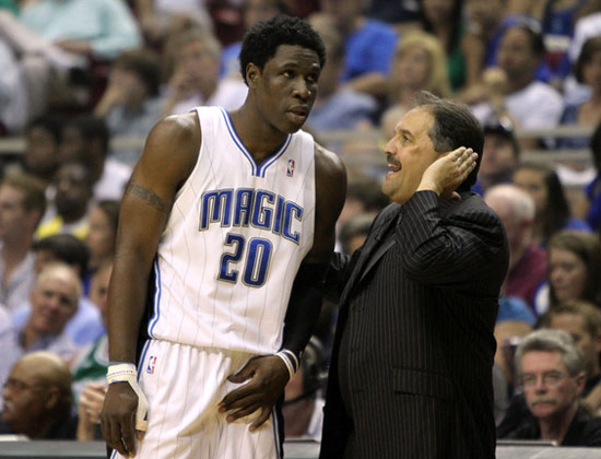 梦回2010，墨西哥vs南非是世界杯历史首次两度上演的揭幕战（2010记忆再现：墨西哥对南非成世界杯史上首个两次担纲揭幕战的对阵）