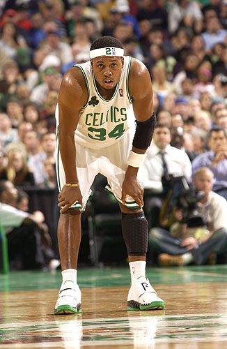 布尔戈斯将执法巴萨与马竞焦点战，两队在其执法下胜率均高（布尔戈斯将吹罚巴萨vs马竞焦点战，双方在其执法下胜率同样高）