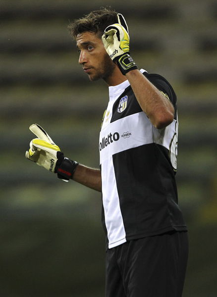 罗体：卢卡库想尽快复出，他希望在月底对罗马时回归赛场（罗体：卢卡库盼尽快伤愈，目标月底战罗马复出）