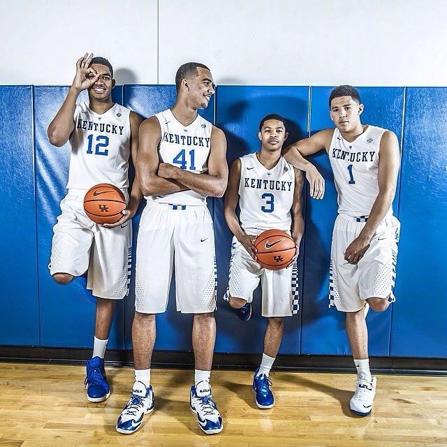 库巴西：很高兴重返诺坎普，我曾多次以球迷身份来到这里（库巴西：重返诺坎普倍感欣喜，此前我多次以球迷身份到访）