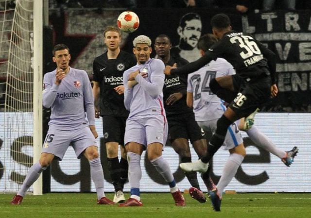 终极猜想来了：阿森纳掉链子无缘冠军VS英超夺冠，你选哪个？（阿森纳终极命题：掉链子无冠，还是问鼎英超？）