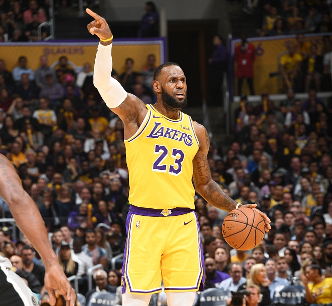 巴萨旧将：我的两座欧冠总被开玩笑；亚马尔达不到梅西的高度（前巴萨球员称欧冠双冠常遭调侃：亚马尔难达到梅西的高度）