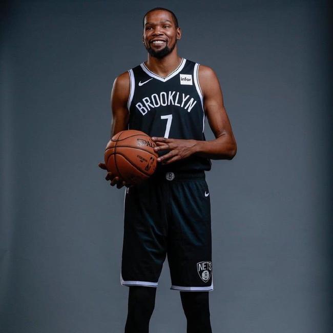 西媒：迪亚斯即将离队参加非洲杯，马斯坦托诺有望迎来转机（西媒：迪亚斯将赴非洲杯暂别球队，马斯坦托诺或迎转机）